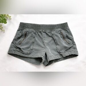Aerie Women’s Utility Cargo women’s large Shorts casual stretchy elastic waist